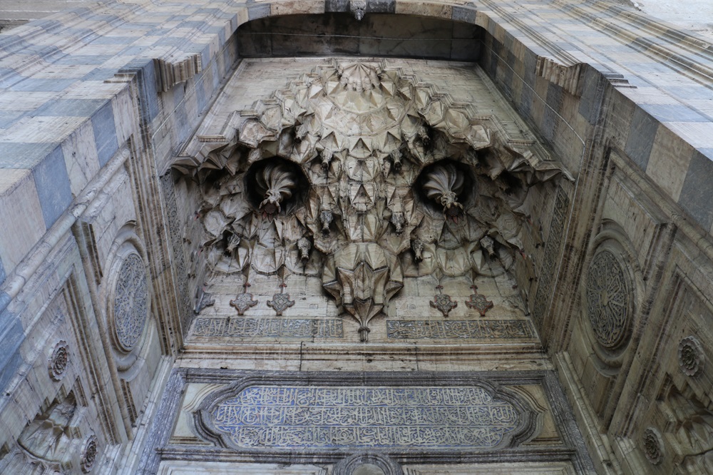 GÜLBAHAR HATUN CAMİİ / GÜLBAHAR HATUN MOSQUE