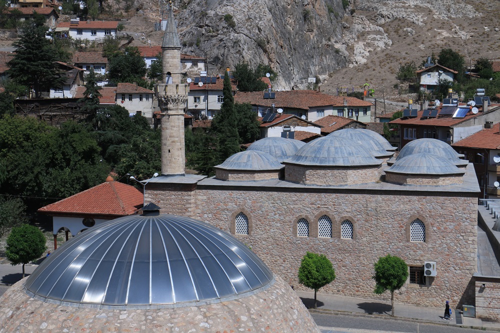 SULUSOKAK / SULU STREET