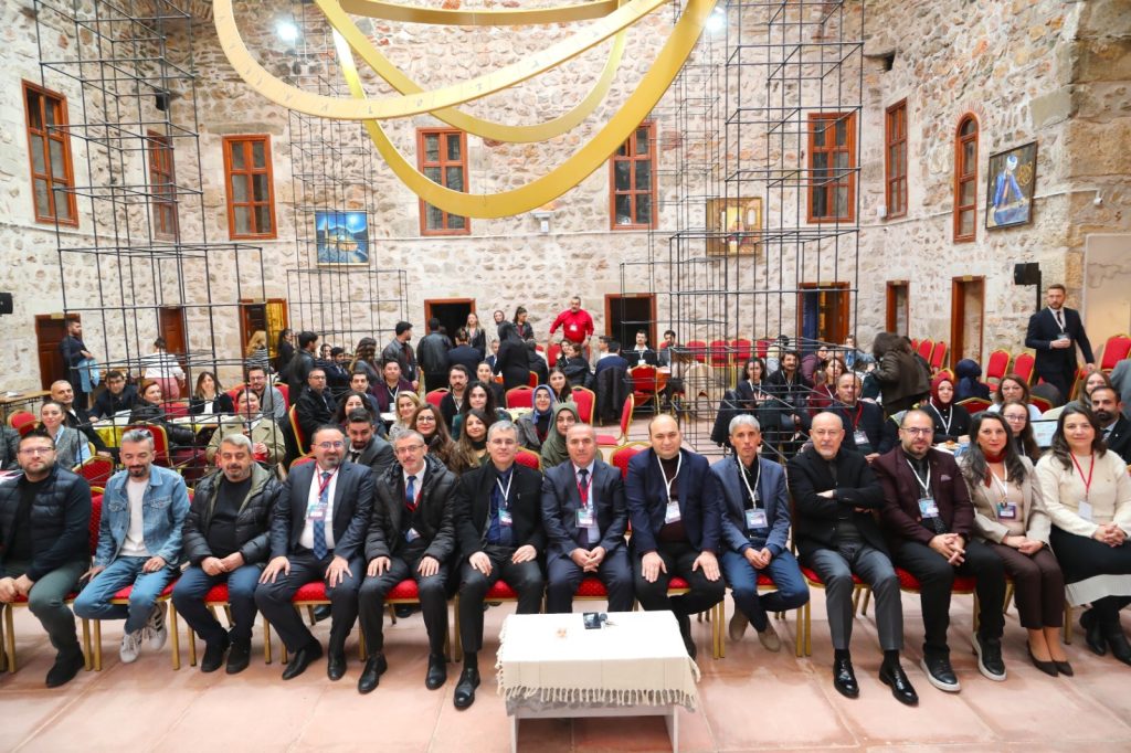 GAZİOSMANPAŞA ÜNİVERSİTESİ (TOGÜ) TOPLUMSAL KATKI VE SOSYAL İNOVASYON ÇALIŞTAYI